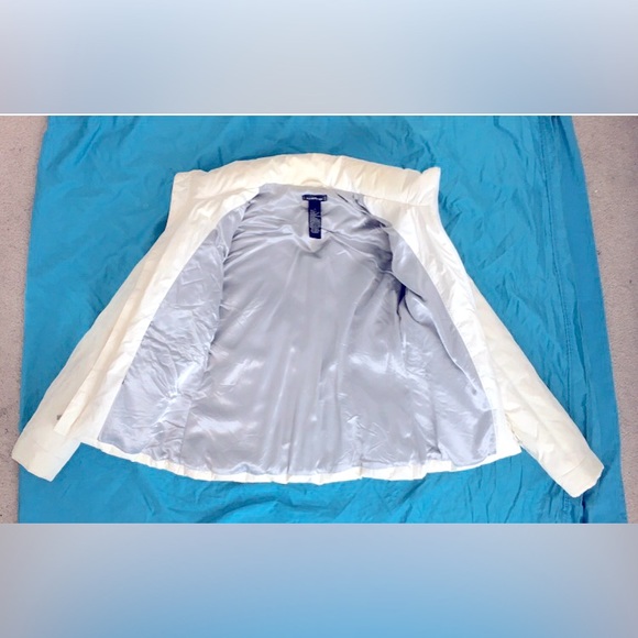 EUC Y2K Bebe crisp white fitted down puffer jacket with silver lining. - Picture 5 of 15